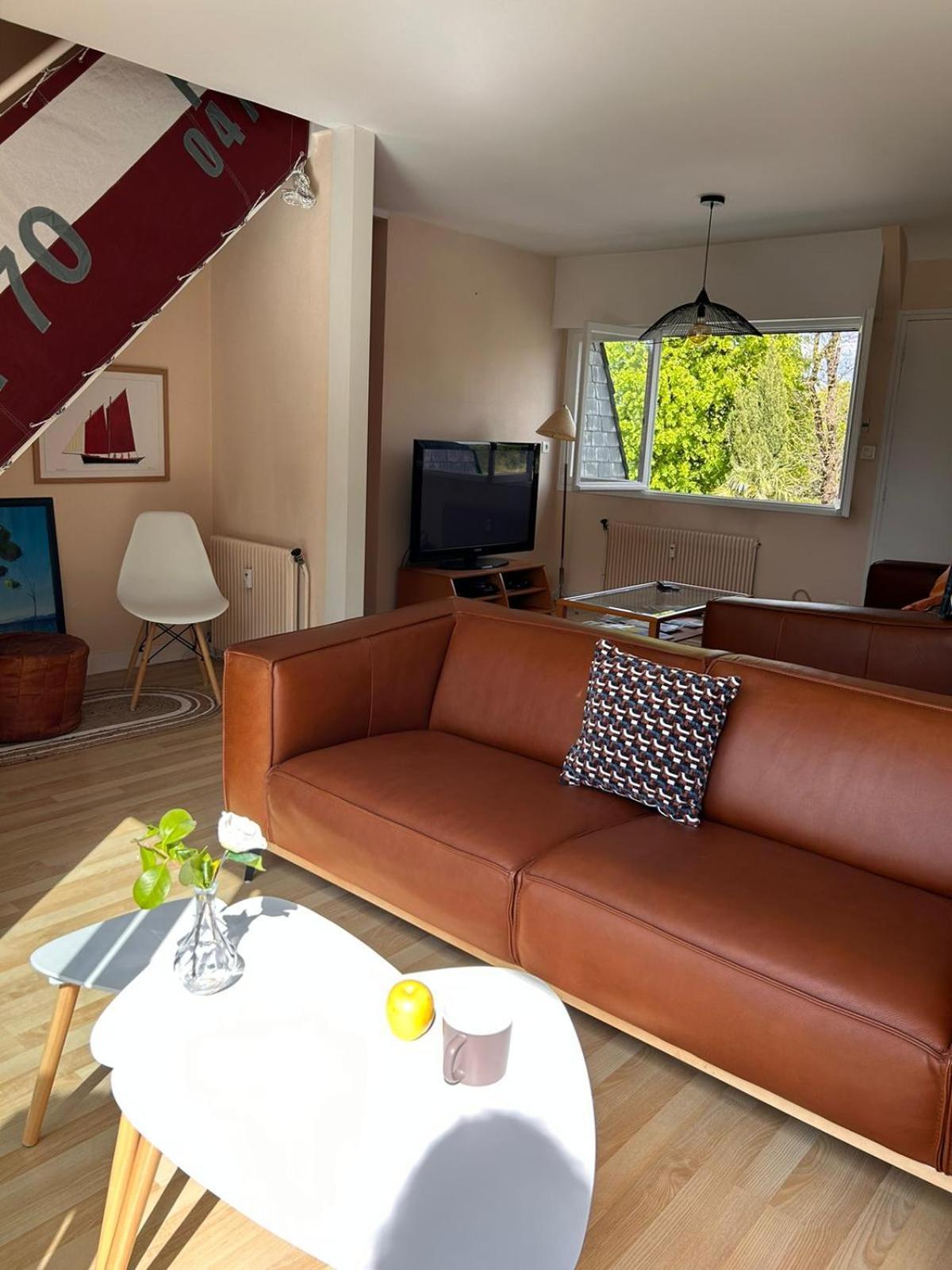 Apartmán Laroche Grand Duplex Dans Le Centre Historique Avec Garage Vannes Exteriér fotografie